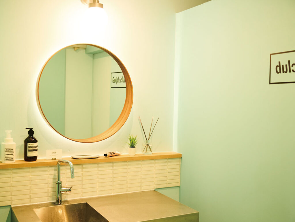 更衣室 — 一人ずつ利用